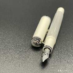 Pelikan M405 Silver-White
